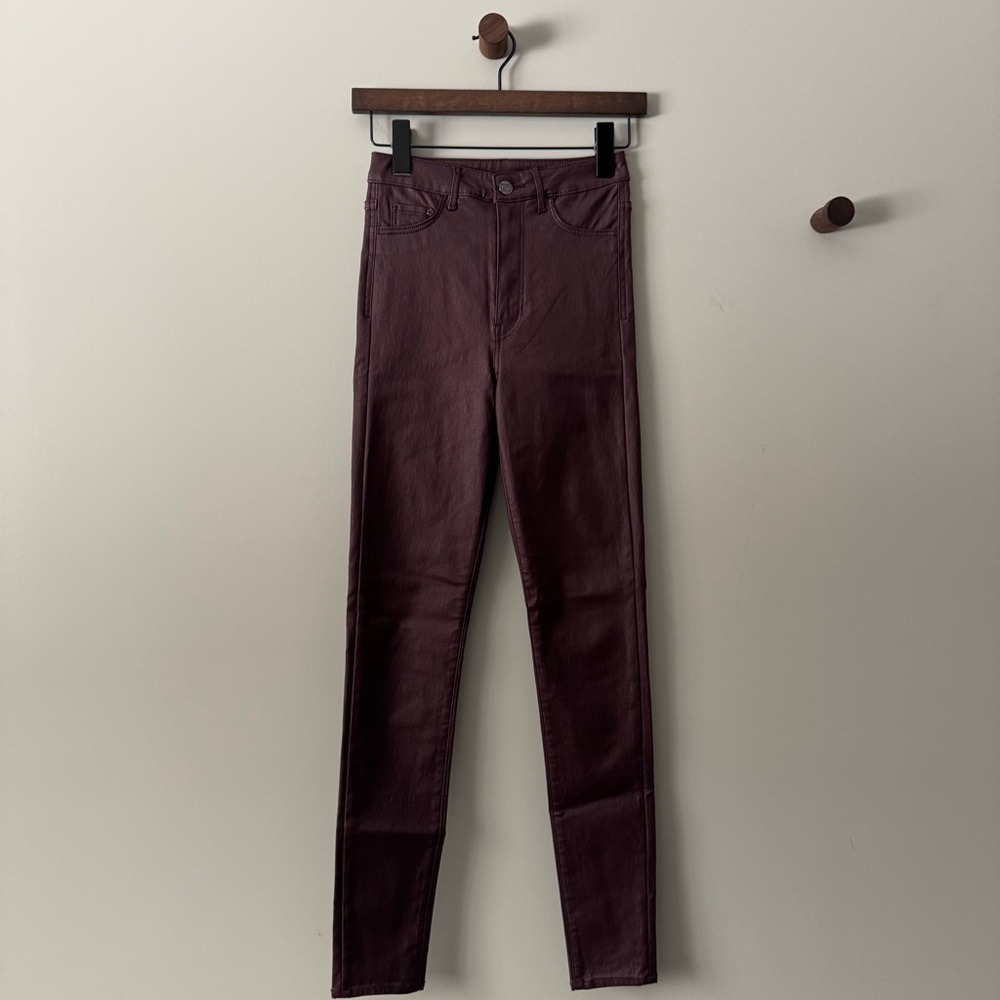 H&M DENIM HIGH WAIST JEGGINGS & DENIM COATED SKINNY PANTS PLUM COLOR SIZE 25